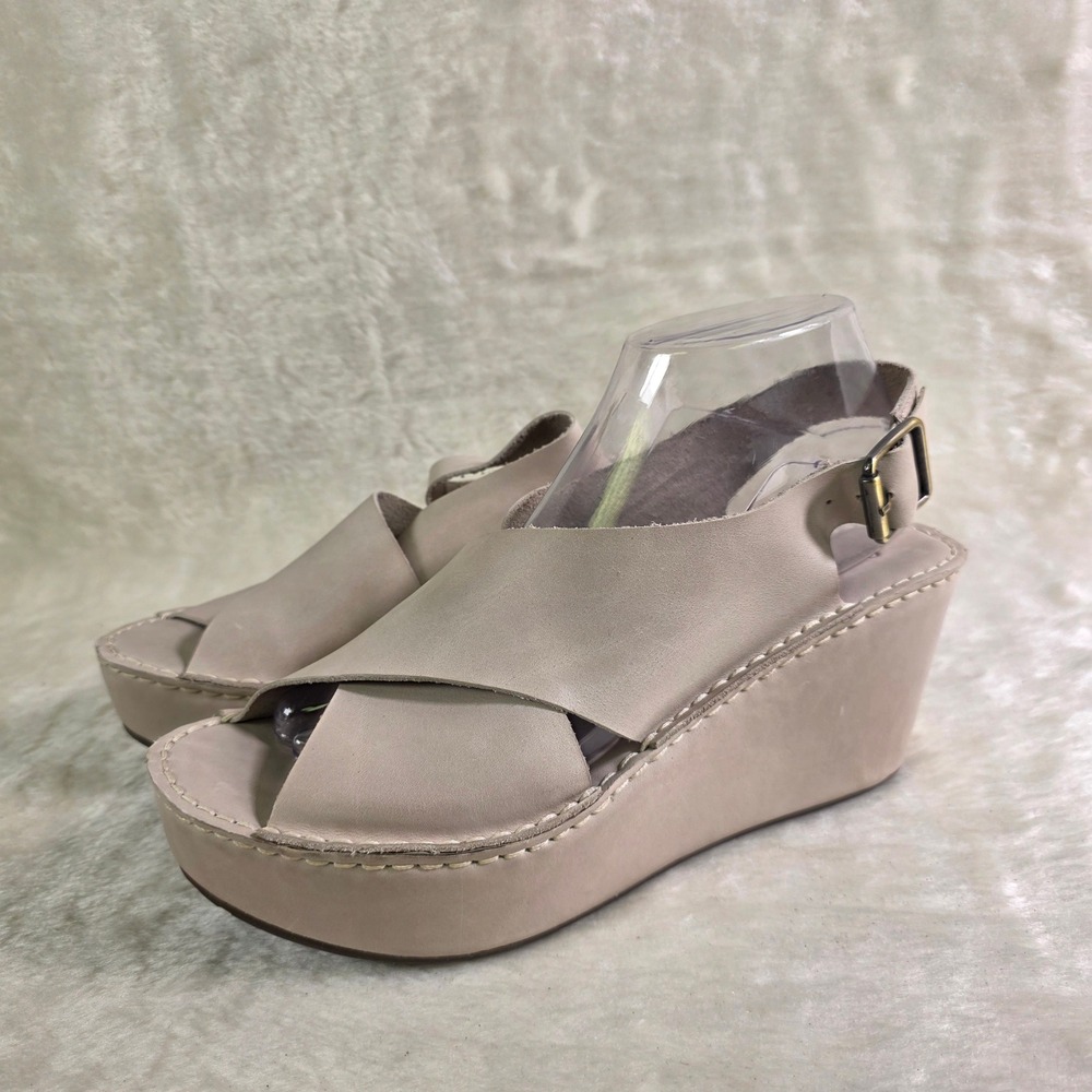 Chocolat Blu Wayfair Leather Platform Wedge Sandals Nude Lt Gray Women 8.5 NEW